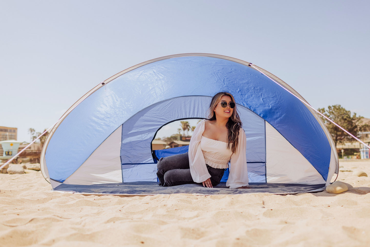 Manta Portable Beach Tent