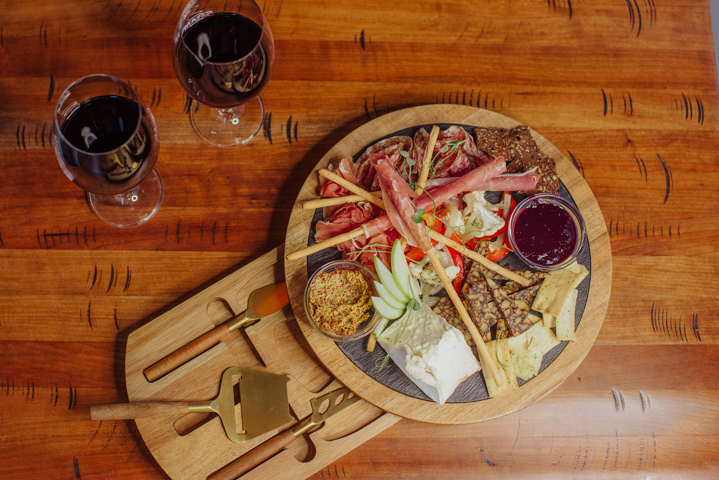 Insignia Acacia and Slate Serving Board with Cheese Tools