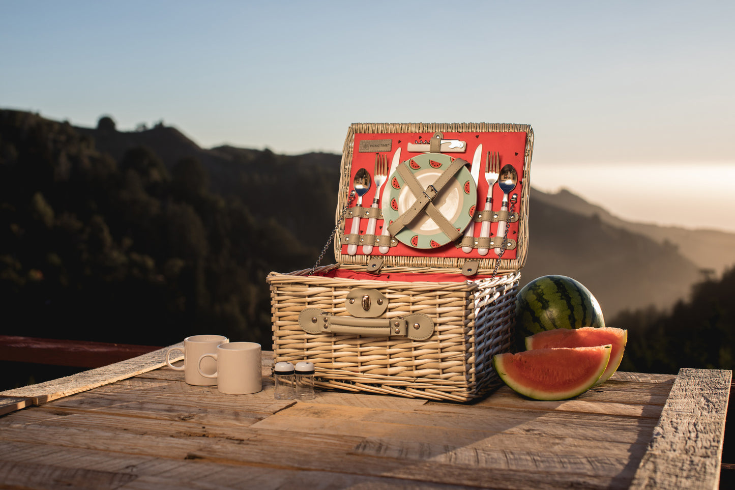 Catalina Picnic Basket