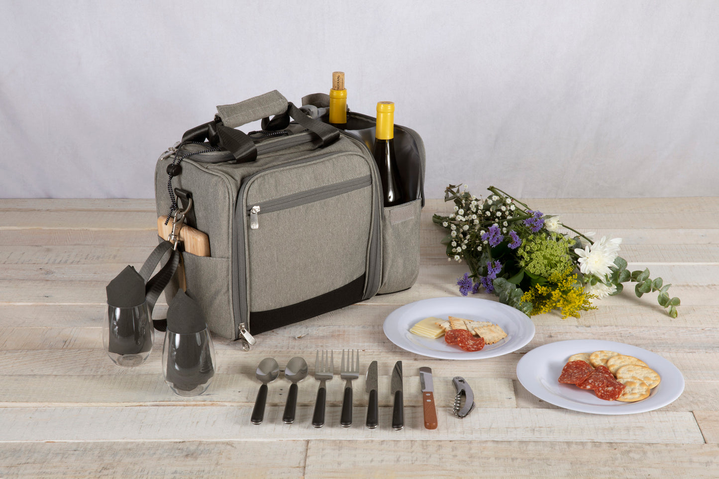 Malibu PT Frontier Edition Picnic Basket Cooler