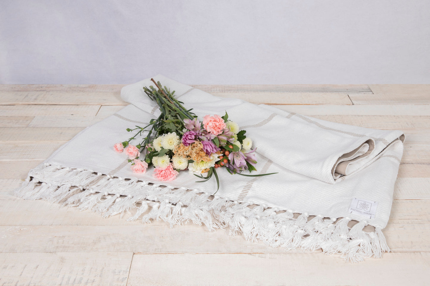 Montecito Picnic Blanket with Harness