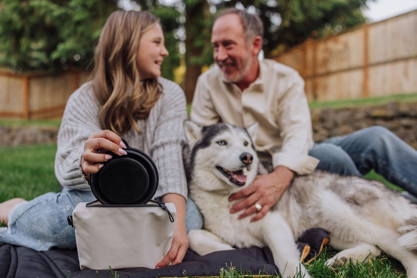 Tarana Dog Travel Kit - Halo Gray