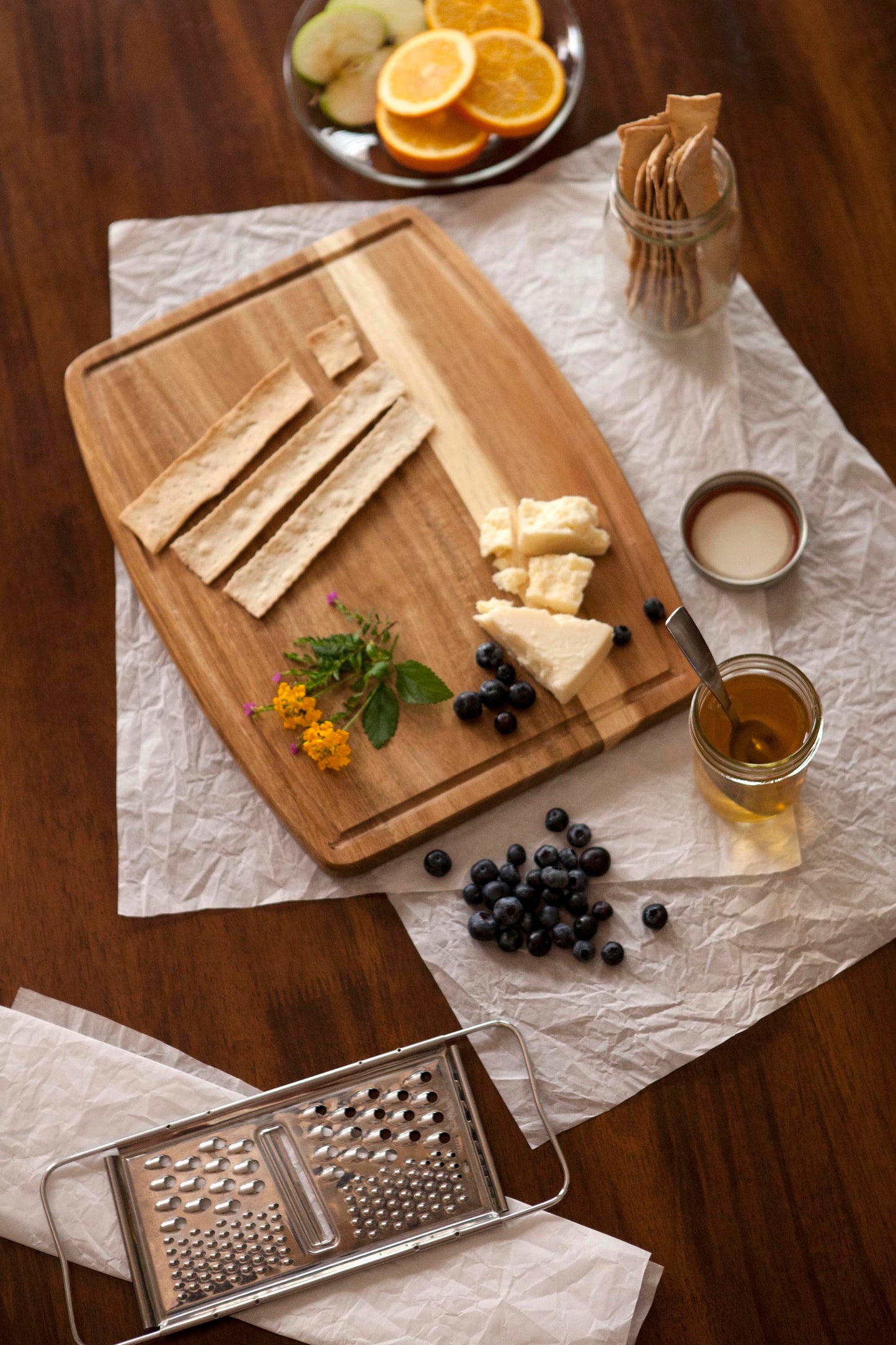 Ovale Acacia Cutting Board