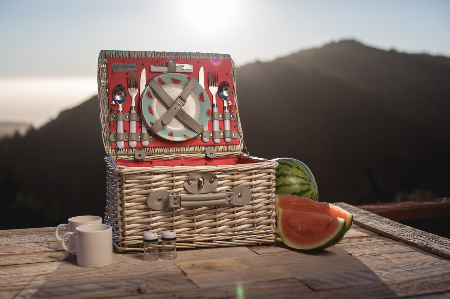 Catalina Picnic Basket