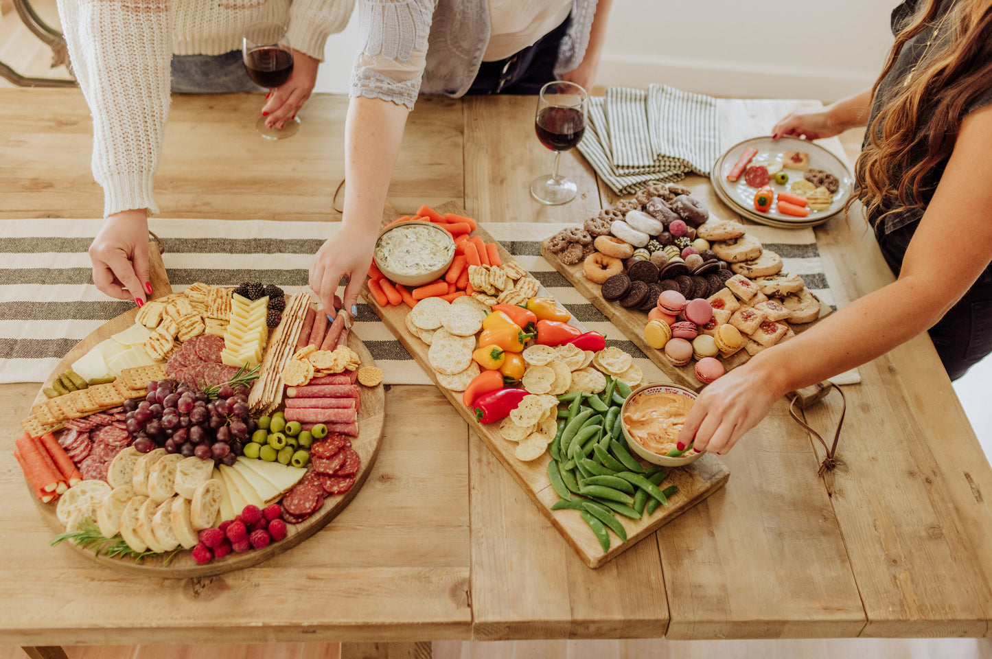 Ravi Round Charcuterie Board